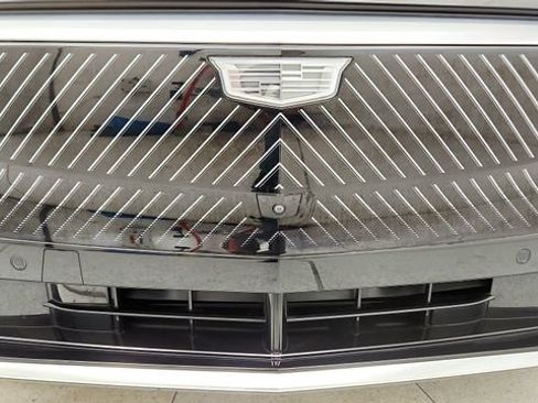 Used 2025 Cadillac Lyriq Luxury AWD/4WD image 24