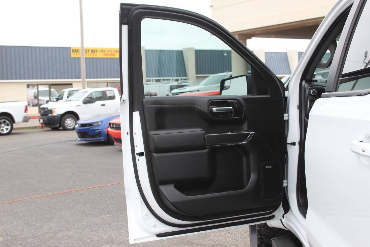 Used 2019 Chevrolet Silverado 1500 RST RWD image 19