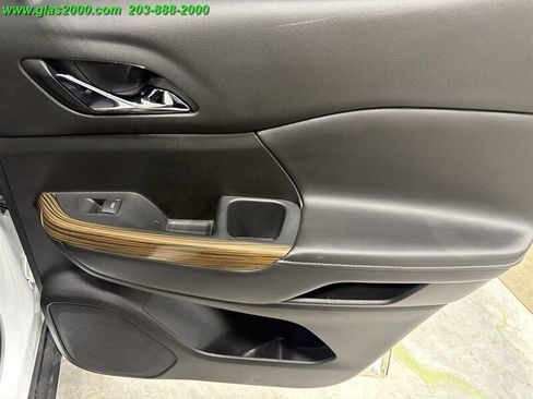 Used 2021 GMC Acadia SLE AWD/4WD image 29