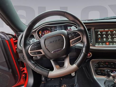 Used 2021 Dodge Challenger SRT Hellcat Redeye image 13