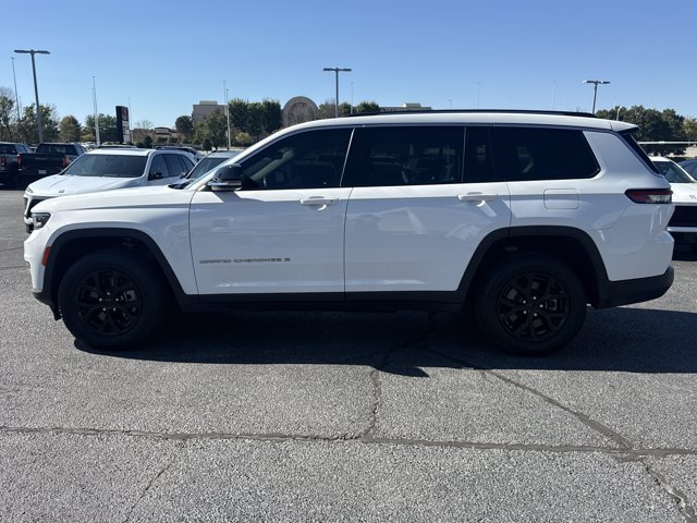Used 2022 Jeep Grand Cherokee L Limited AWD/4WD image 15
