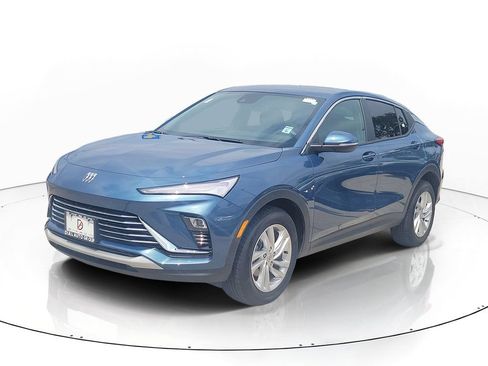 Used 2025 Buick Envista Preferred FWD image 2