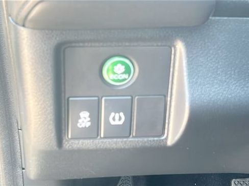 Used 2018 Honda HR-V LX image 23