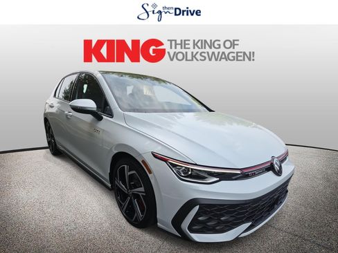 New 2025 Volkswagen GTI SE image 1