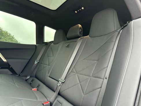 Used 2024 BMW iX xDrive50 w/ Premium Package image 19