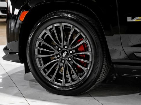 Used 2023 Cadillac Escalade ESV V image 49