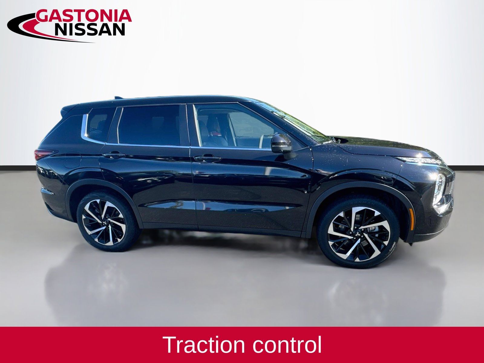 Used 2024 Mitsubishi Outlander SE AWD/4WD image 10