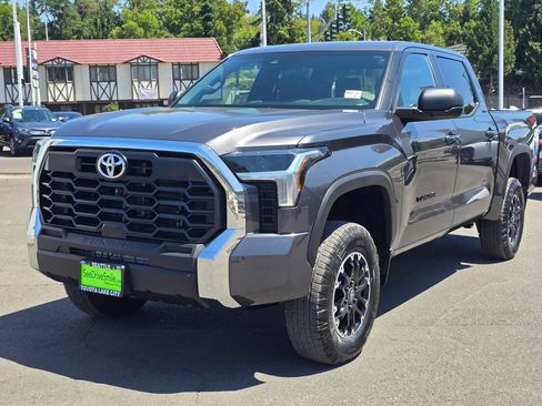 New 2026 Toyota Tundra SR5 AWD/4WD image 3