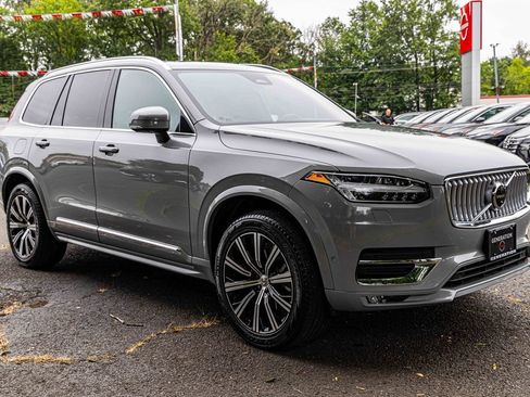 Used 2024 Volvo XC90 B6 Plus image 1