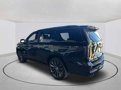 New 2026 Cadillac Escalade V image 3