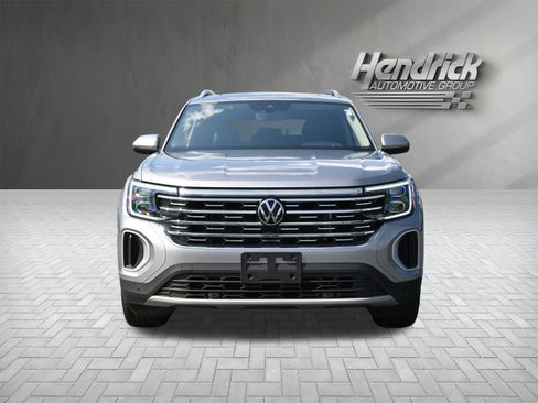Used 2024 Volkswagen Atlas SEL image 6