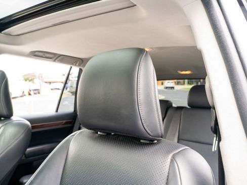 Used 2018 Lexus GX 460 Luxury AWD/4WD image 31