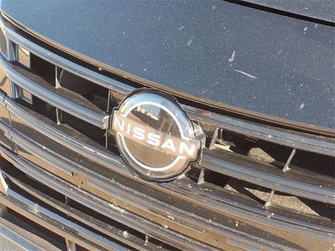 Used 2023 Nissan Versa SV image 19