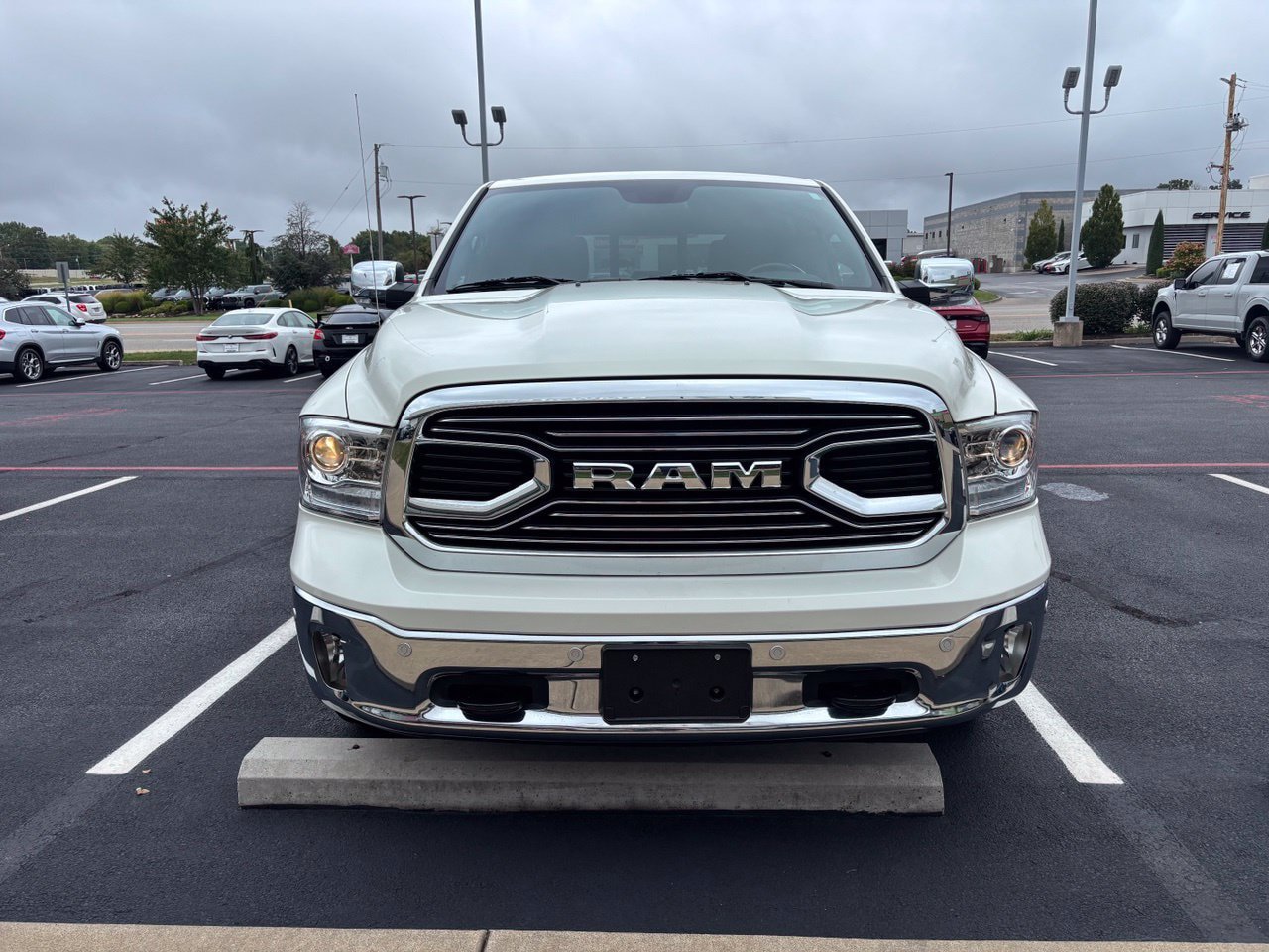 Used 2018 RAM 1500 Limited AWD/4WD image 2