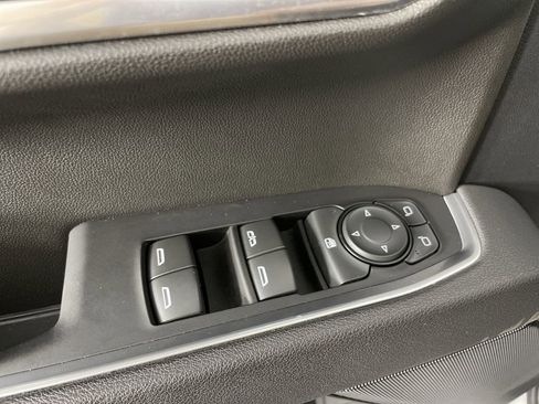 Used 2025 GMC Sierra 1500 SLE image 22