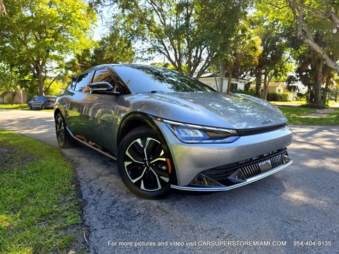 Used 2022 Kia EV6 Wind RWD image 18