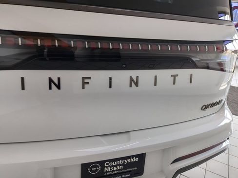 Used 2026 INFINITI QX80 Autograph w/ Premium Cargo Package AWD/4WD image 29