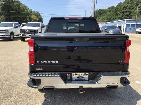 Used 2019 Chevrolet Silverado 1500 LT w/ All-Star Edition AWD/4WD image 12