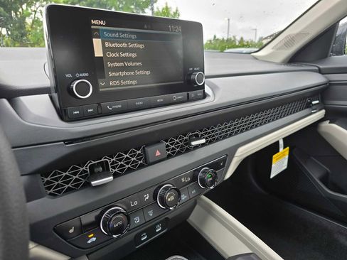 New 2025 Honda Accord SE image 29