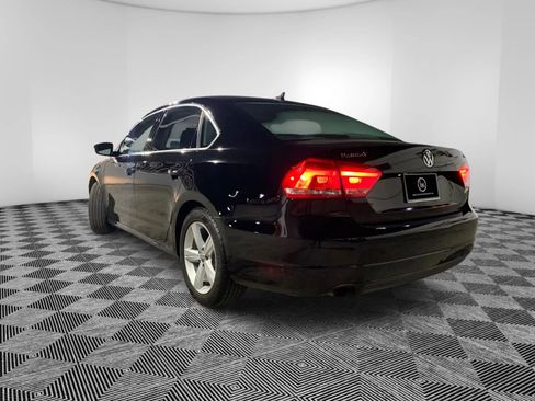 Used 2015 Volkswagen Passat 1.8T Limited Edition image 8