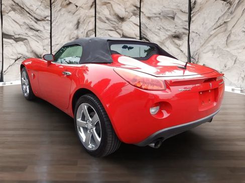 Used 2009 Pontiac Solstice GXP w/ Premium Package RWD image 10