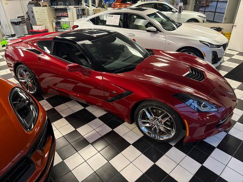 Used 2014 Chevrolet Corvette Stingray Coupe w/ 2LT Preferred Equipment Group image 2