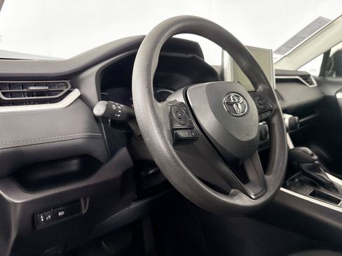Used 2025 Toyota RAV4 LE FWD image 4