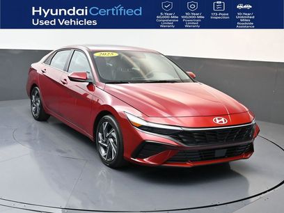 Certified 2025 Hyundai Elantra SEL