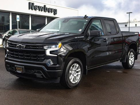 Used 2024 Chevrolet Silverado 1500 RST AWD/4WD image 6