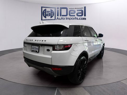 Used 2018 Land Rover Range Rover Evoque SE AWD/4WD image 5