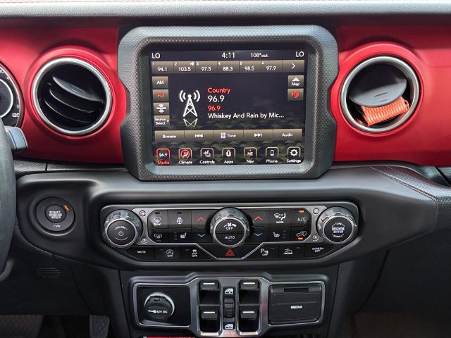 Used 2021 Jeep Wrangler Unlimited Rubicon AWD/4WD image 21