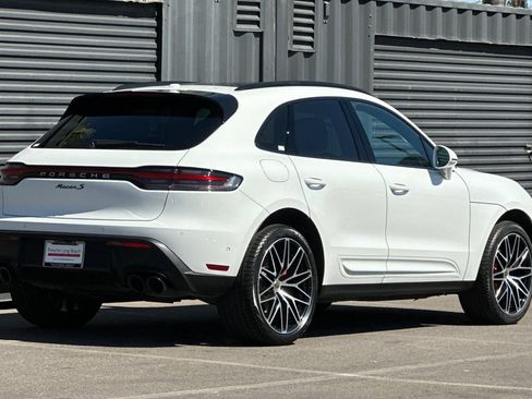 Certified 2023 Porsche Macan S image 8