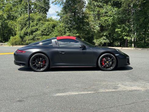 Used 2017 Porsche 911 Targa 4 GTS AWD/4WD image 14