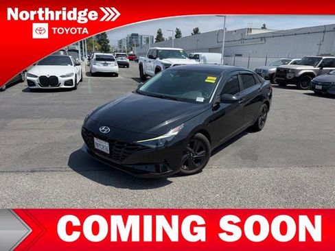 Used 2022 Hyundai Elantra SEL w/ Cargo Package FWD image 1