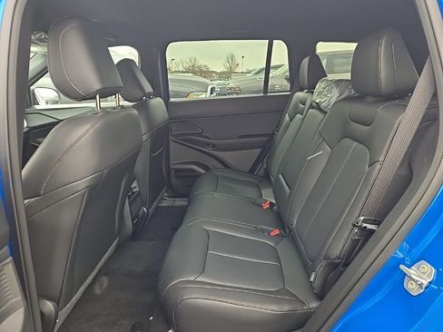 New 2026 Jeep Cherokee Limited image 9