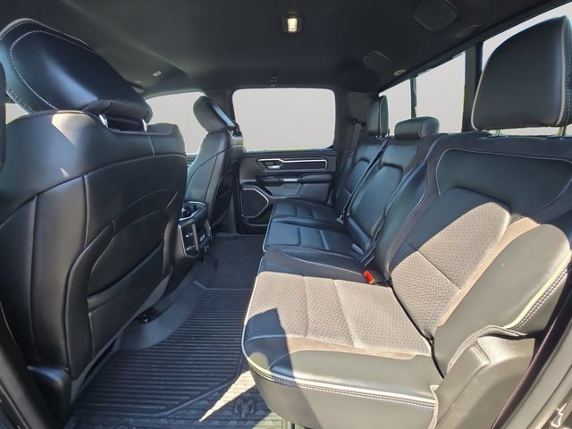 Used 2024 RAM 1500 Laramie AWD/4WD image 11