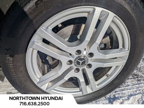 Used 2021 Mercedes-Benz GLA 250 4MATIC image 41