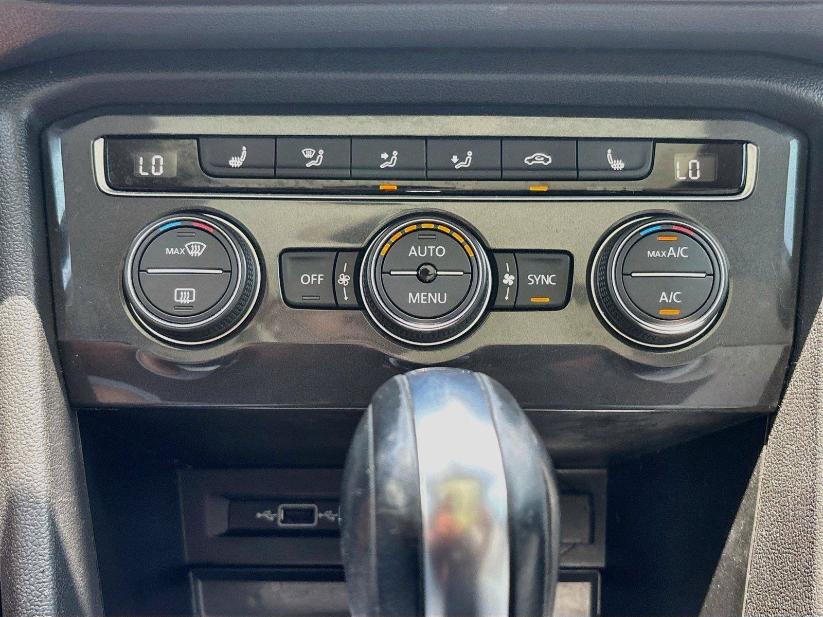 Used 2019 Volkswagen Tiguan SEL w/ 3rd Row Seat Package AWD/4WD image 15