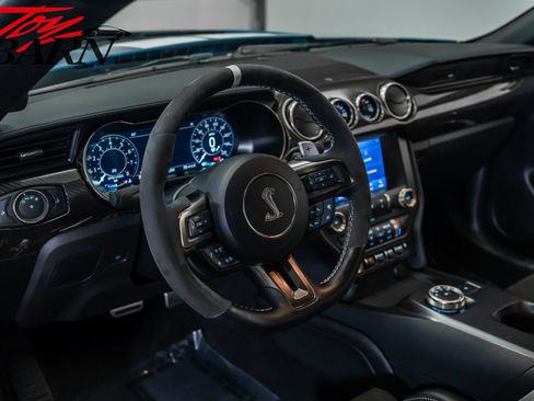 Used 2021 Ford Mustang Shelby GT500 w/ Technology Package image 28