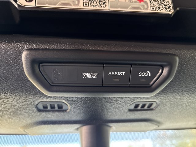 Used 2023 Jeep Wrangler Unlimited Sahara w/ Cold Weather Group AWD/4WD image 35