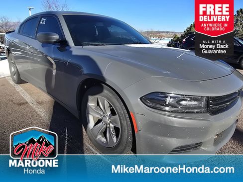 Used 2018 Dodge Charger SXT Plus image 1