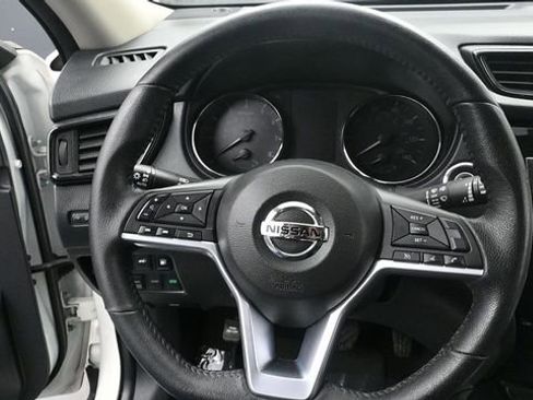 Used 2019 Nissan Rogue SV AWD/4WD image 20