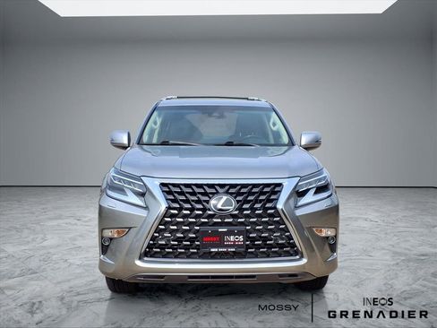 Used 2023 Lexus GX 460 Premium image 2
