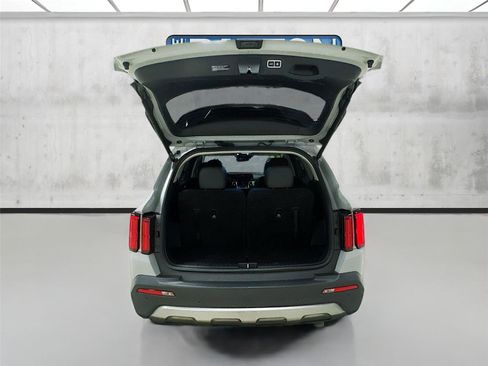Used 2022 Kia Sorento SX Prestige image 28