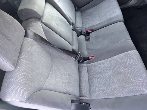 Used 2014 Toyota Prius V Five image 32