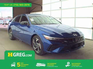 Used 2024 Hyundai Elantra SEL w/ Convenience Package FWD video 1