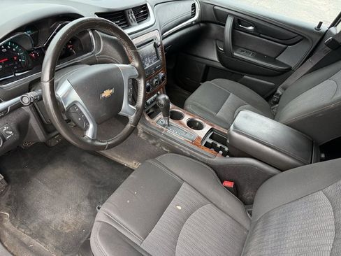 Used 2014 Chevrolet Traverse LT image 10