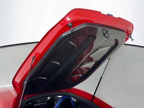 Used 2024 Ferrari 812 Competizione image 33