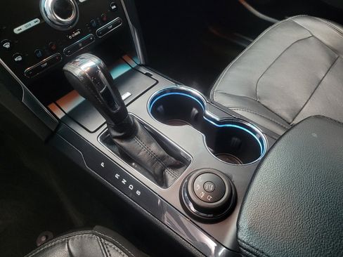 Used 2016 Ford Explorer Limited image 26