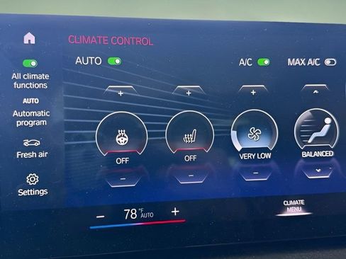 Certified 2023 BMW X7 xDrive40i w/ M Sport Package image 28